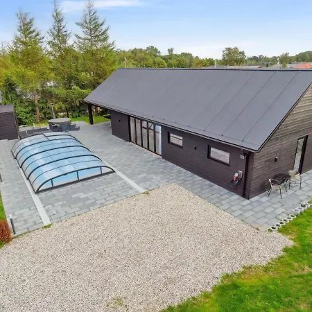 Holiday Eunike - 450m From The Sea In Djursland And Mols By Interhome